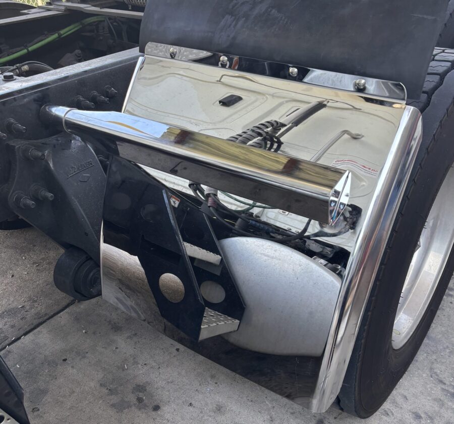 24″ QUARTER FENDERS W/ TRIANGLE MOUNTS STAINLESS STEEL