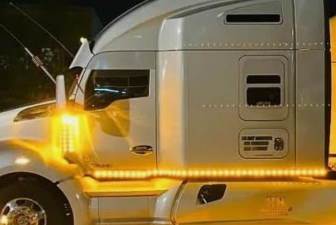 Sleeper Panel w/ 52 – 3/4″ Light Holes for Kenworth T680 & T880 - Image 2